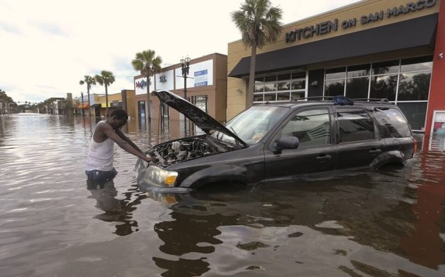 Perawatan Mobil Setelah Banjir 